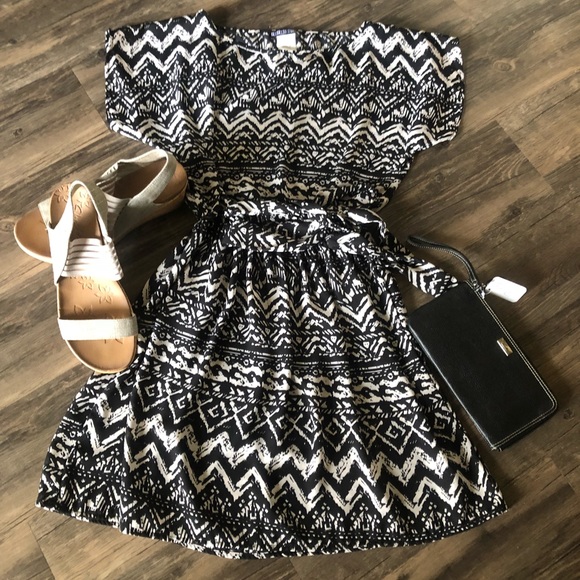 Paper Doll Dresses & Skirts - ⚡️FLASH SALE⚡️$10 Today only!!